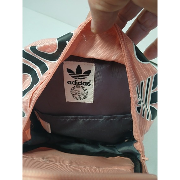 ADIDAS Woman Pink BACKPACK PURSE Adjustable Straps Zip Pockets Logo Lightweight - Picture 5 of 5